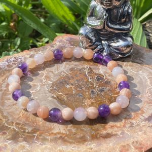 Bracelet bulle de douceur en perles rondes de quartz rose, améthyste violette et pierre de lune véritable.